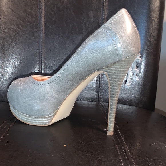 6in Gray Leather Stiletto Platforms With Lace-up Detail on back - Picture 5 of 7
